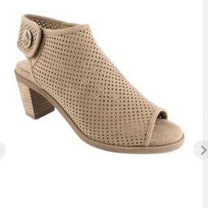 Chic Perforated Peep-Toe Heeled Boots